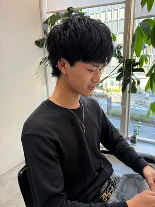 カラー メンズ Aika LA.MIUのヘアスタイル