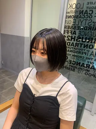 ショート カラー アニメ髪・ウルフ🦇 樋口莉夏のヘアスタイル