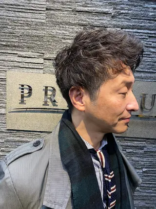 ミディアム パーマ メンズ 岡本 宗士のヘアスタイル