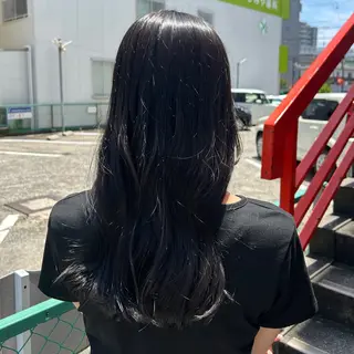 カラー 知久 絢音のヘアスタイル