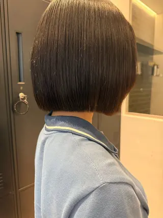ミディアム 須藤 優真 切りっぱなしボブのヘアスタイル
