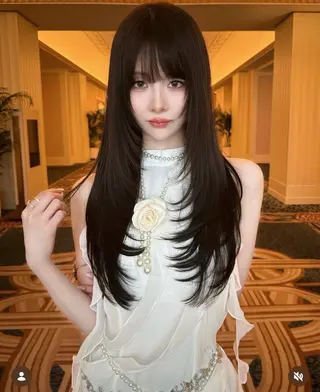 ロング 【大宮】一日限定 ハイレイヤーカットのヘアスタイル