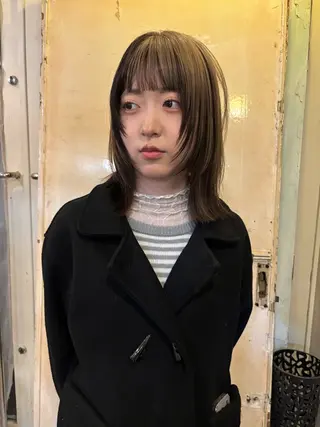 ミディアム ヒラカホ/ ブリーチ/似合わせのヘアスタイル