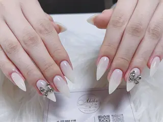 ネイル AKIKO ネイルサロンのネイルデザイン