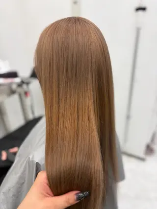 ロング 艶髪ハイトーンカラー 渋谷🎀ririkaのヘアスタイル