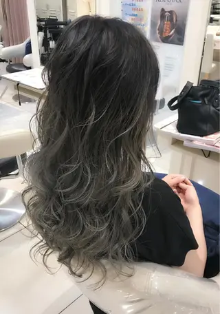 セミロング カラー Ash川越店／ 松本　亮二のヘアスタイル
