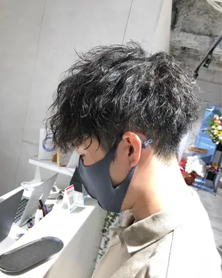 ショート カラー パーマ メンズ 関西センターパート メンズモデル募集のヘアスタイル