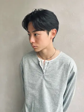 ショート カラー 渡邊 百咲のヘアスタイル
