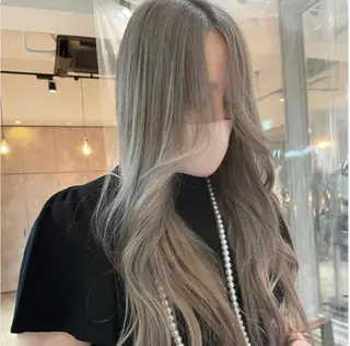 ロング カラー ヘアアレンジ 🌹TikTok４万 ﾌｫﾛﾜｰ🌹AKIのヘアスタイル