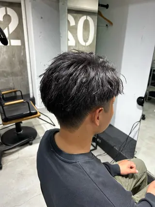 ショート パーマ メンズ 岩城 滉成のヘアスタイル