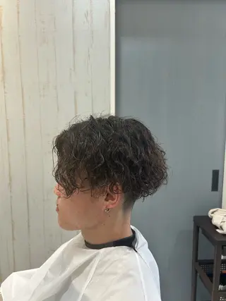 ミディアム Lucir by aria所属・鈴木 海大のヘアスタイル