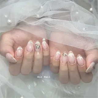 ネイル Hin Nailsのネイルデザイン