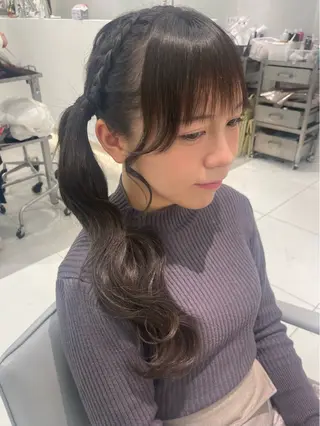 ヘアアレンジ ヘアセット🎀耳つぼ 👂💎MONAMIのヘアスタイル
