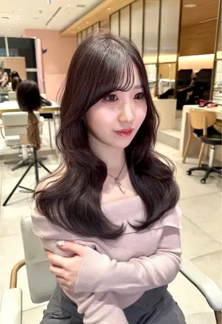 ロング 赤み消し透明感カラー 似合わせ前髪柴田礼空のヘアスタイル