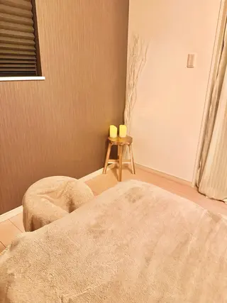 小顔造り• relaxationのエステ・リラクイメージ