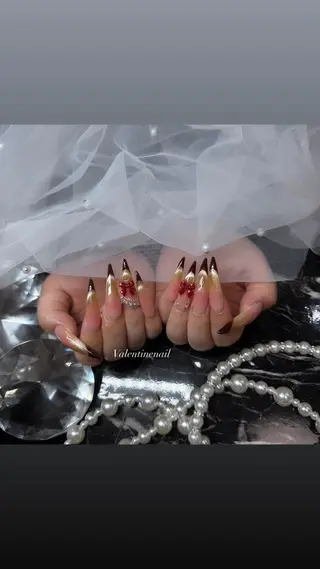 ネイル 加納 莉音のネイルデザイン