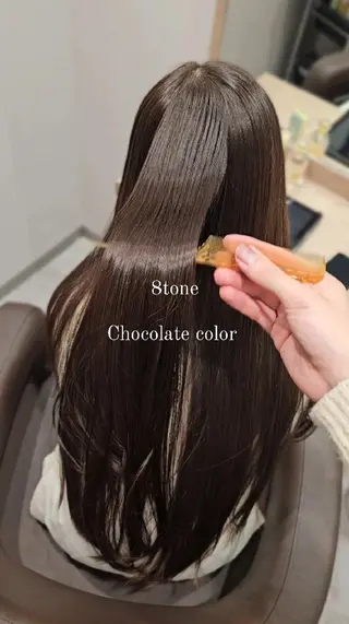 セミロング カラー 縮毛矯正をしている人 のためのカラーのヘアスタイル