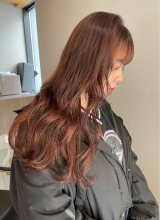 ロング 小倉 愛里のヘアスタイル