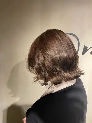 ショート 艶感/レイヤーカット 🌐Taketoのヘアスタイル
