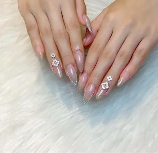 ネイル Lino+ ネイル&よもぎ蒸しのネイルデザイン