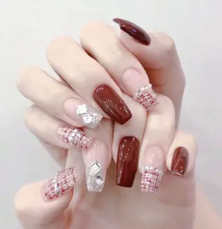 ネイル MoonNail ユリ🌸のネイルデザイン