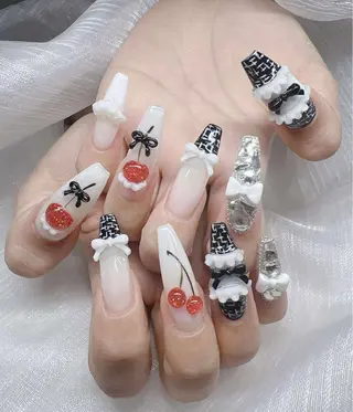 ネイル Lee Nailsのネイルデザイン
