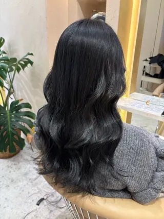 ロング Kanami/韓国風 /艶カラーのヘアスタイル