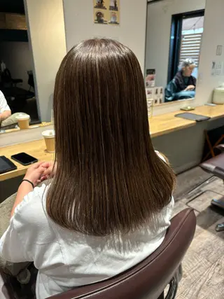 カラー SOL Matsumuraのヘアスタイル