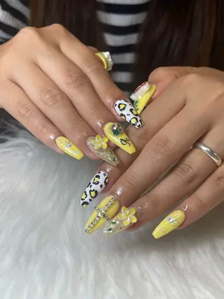 ネイル NiJi Nailsのネイルデザイン