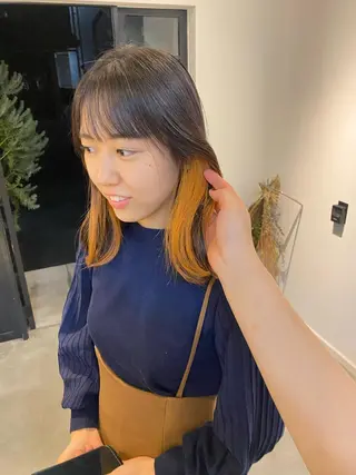 ミディアム カラー レイヤーカット/ ダブルカラーサクライのヘアスタイル