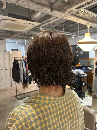 カラー かんだい colorのヘアスタイル