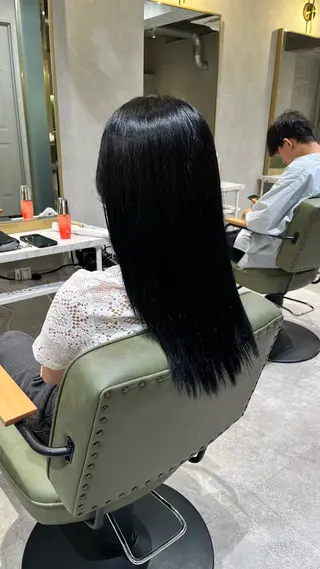 ロング カラー 新宿/ヘアカラー AiNAのヘアスタイル