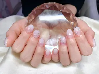 ネイル マツエク・マツパ アイブロウ Nail&eye Belire 新宿のネイルデザイン