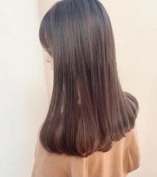 セミロング カラー HATSUMEI ゆうまのヘアスタイル