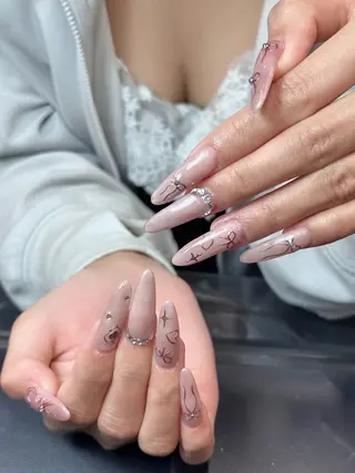ネイル Iconic Nailのネイルデザイン