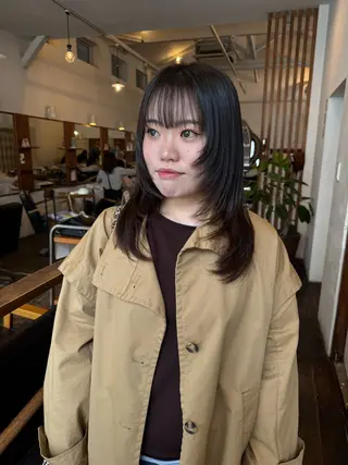 セミロング MOK大阪梅田店 Asahiのヘアスタイル