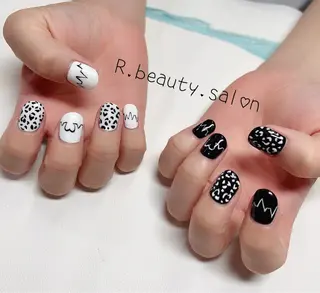 ネイル R.beauty サロンのネイルデザイン