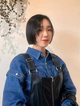 ショート カラー 𝙎𝙚𝙞𝙧𝙖 ☆カット/パーマのヘアスタイル