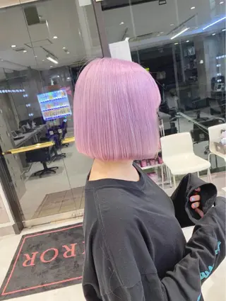 ショート カラー ヘアアレンジ 🩶【推しハイトーン 】yuzu🩶のヘアスタイル