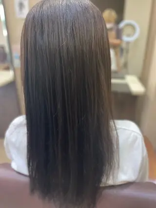 カラー/フリーランス 鈴木 亜紀子のヘアスタイル