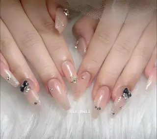 ネイル Hin Nail Salonのネイルデザイン