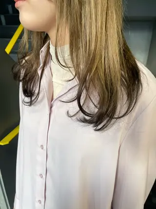 カラー 💓パーマ，💗 レイヤーカットのヘアスタイル