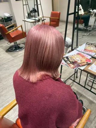 ミディアム カラー 岡田 真弥のヘアスタイル