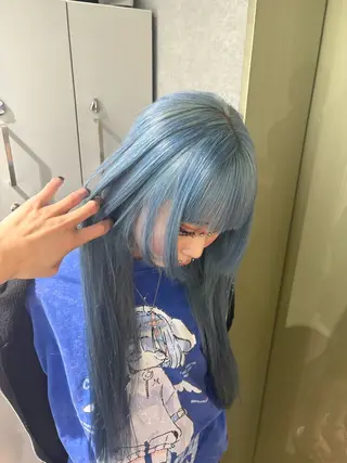 ロング カラー jyui/原宿 ハイトーン/デザインのヘアスタイル
