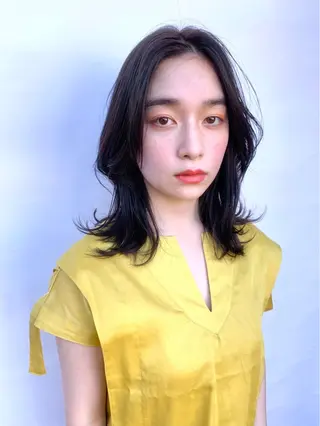 ミディアム 【レイヤーカット】 キサヌキミワのヘアスタイル