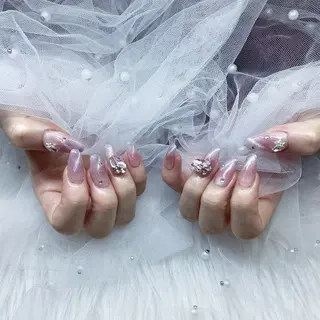 ネイル パーツ全部¥110 サロンミミのネイルデザイン