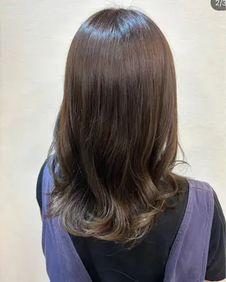 セミロング カラー yamaguchi kのヘアスタイル