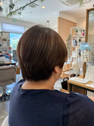 ショート 新畑 京子のヘアスタイル