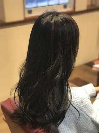 ロング カラー 松村 未央のヘアスタイル