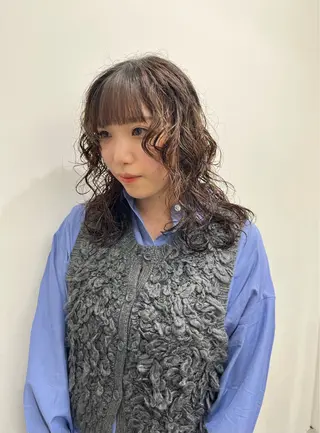 パーマ yuka/ロング/ レイヤーカットモデルのヘアスタイル